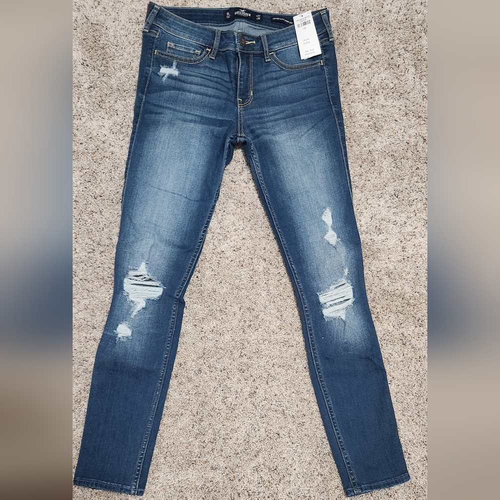 Hollister Low Rise Super Skinny Crop Jeans
